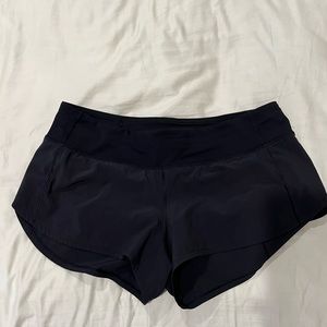Lululemon Speed Up short